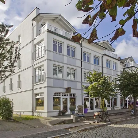 Villa-laetitia-fewo-16-strandnah-balkon Appartement Binz