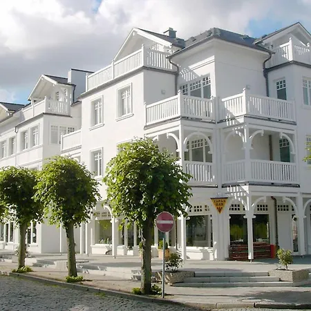 Villa-laetitia-fewo-16-strandnah-balkon * Binz